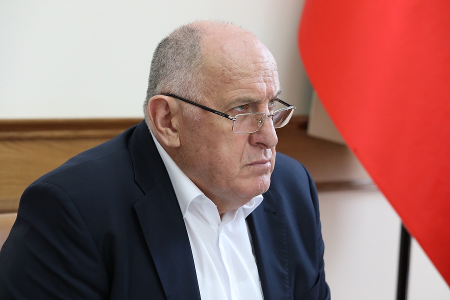 На Заводе им. Гаджиева продолжается техническое перевооружение